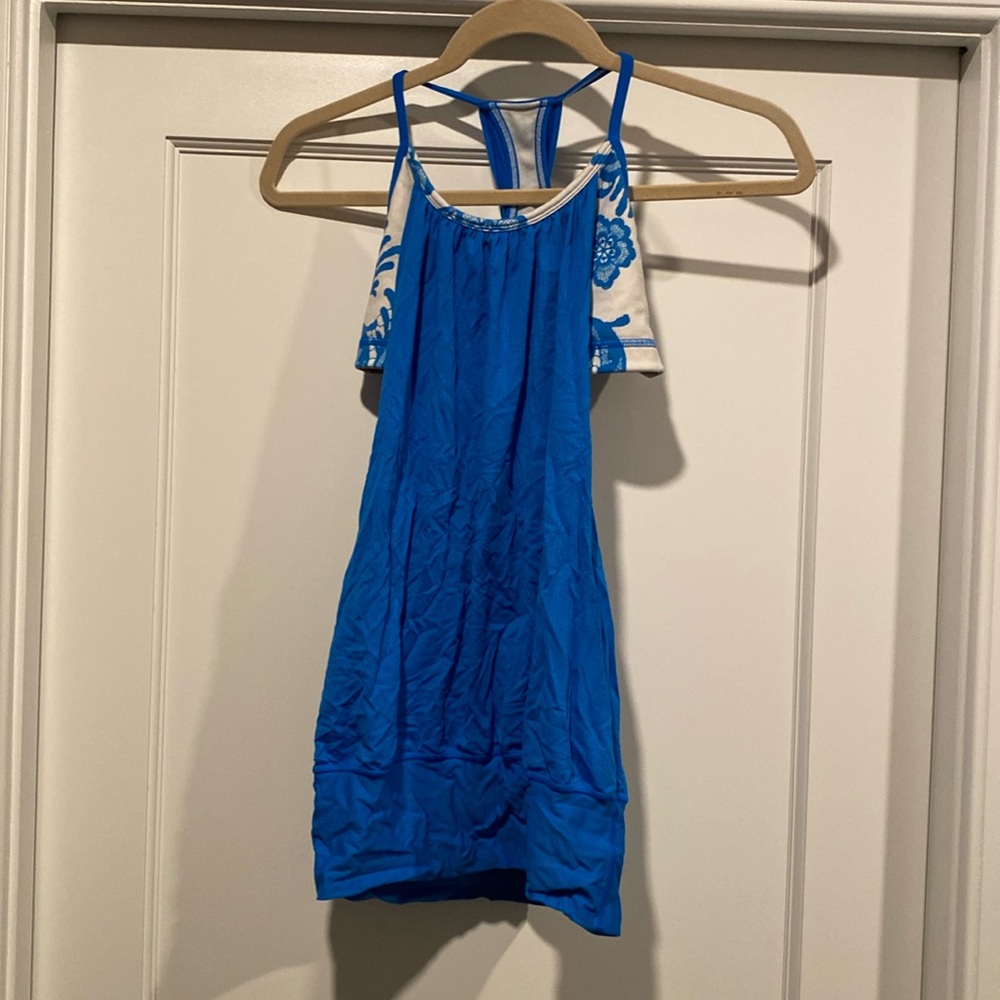 Lululemon tank
